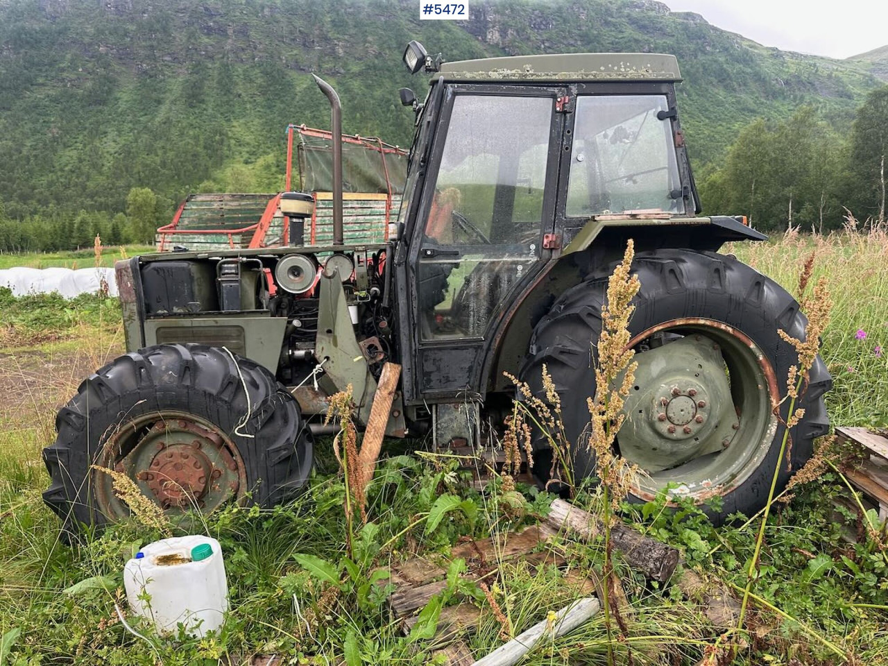 טרקטור חקלאי 1988 Massey-Ferguson 375 tractor w/ front loader, earthmoving bucket and snow bucket.: תמונה 7 טרקטור חקלאי 1988 Massey-Ferguson 375 tractor w/ front loader, earthmoving bucket and snow bucket.: תמונה 7