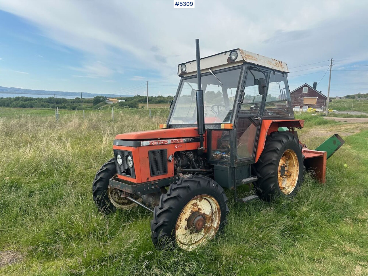 1989 Zetor 5245 tractor w/ snow blower. - טרקטור חקלאי: תמונה 2 1989 Zetor 5245 tractor w/ snow blower. - טרקטור חקלאי: תמונה 2