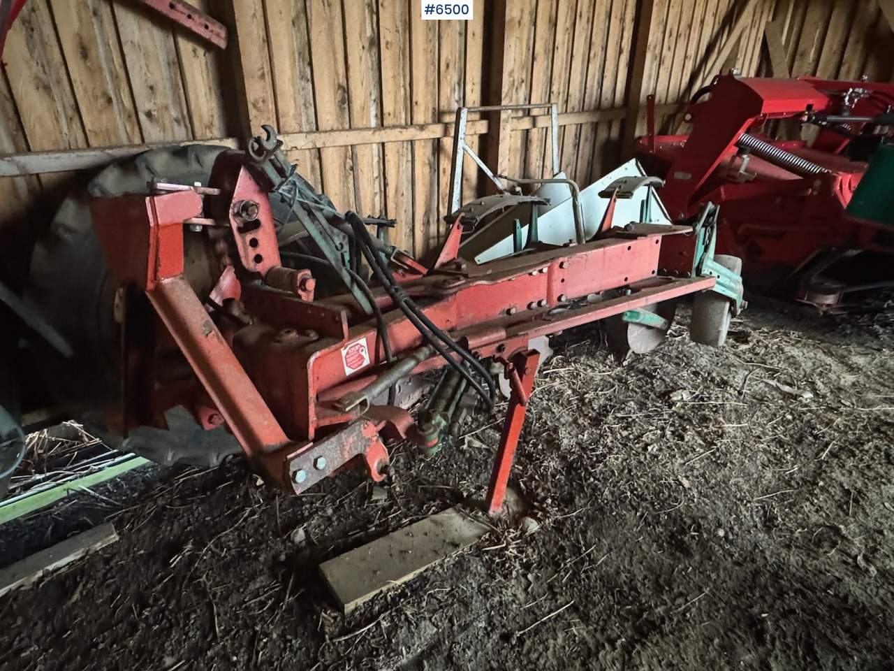 1990 Kverneland 3 furrow plough - ציוד עיבוד קרקע: תמונה 5 1990 Kverneland 3 furrow plough - ציוד עיבוד קרקע: תמונה 5