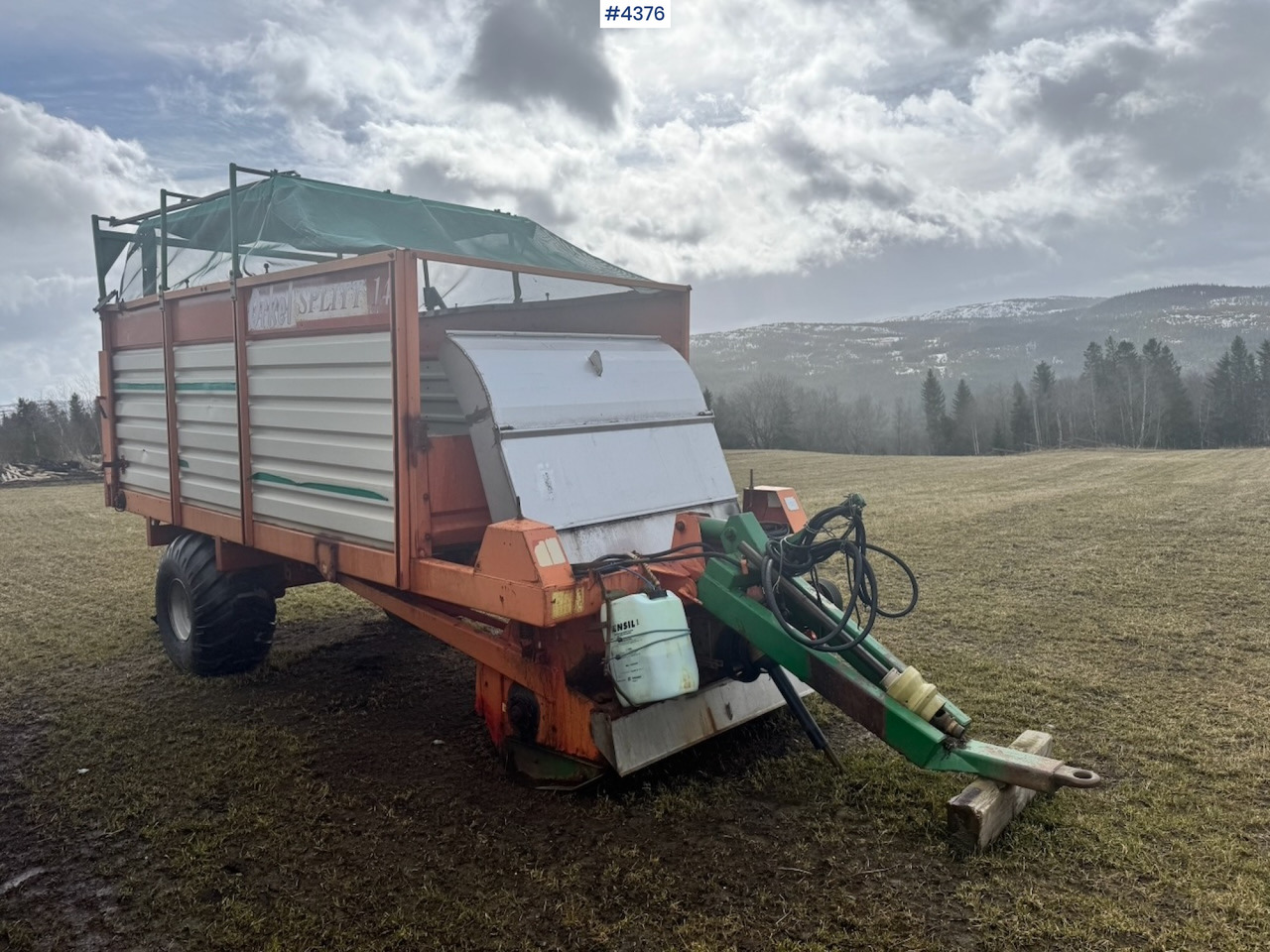 1990 Orkel Splitt 14 forage wagon - ציוד חציר ומספוא: תמונה 1 1990 Orkel Splitt 14 forage wagon - ציוד חציר ומספוא: תמונה 1
