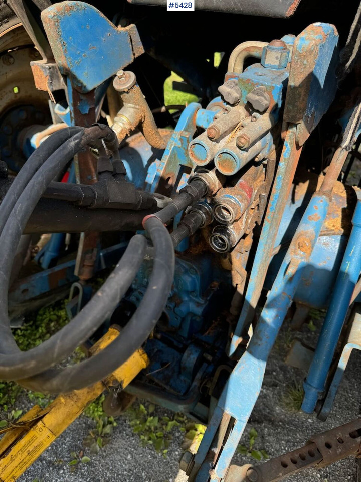 הַחכָּרָה  1991 Ford 4630 4x4 1991 Ford 4630 4x4: תמונה 17