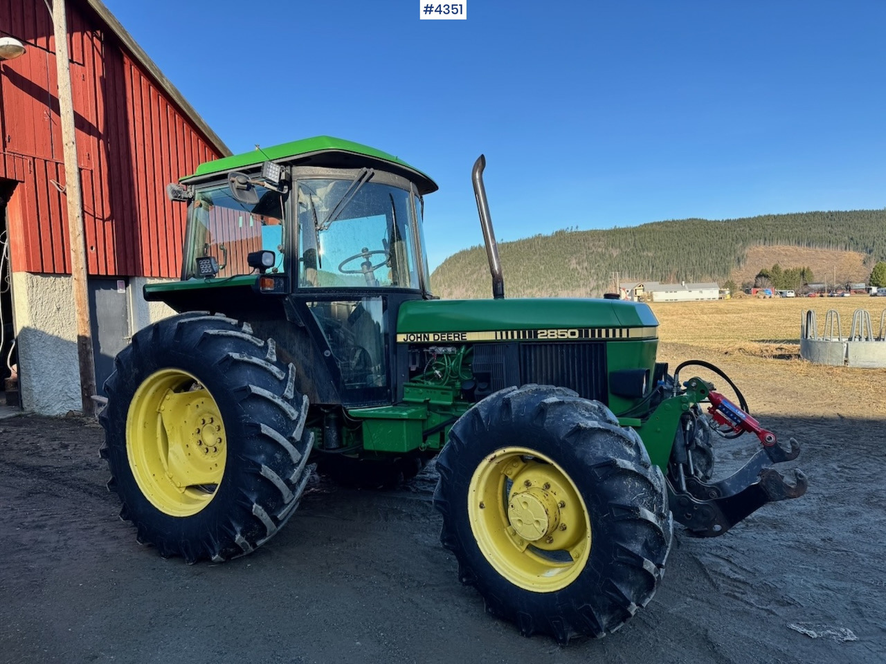 1991 John Deere 2850 4x4 Synchron w/ front hydraulics. - טרקטור חקלאי: תמונה 4 1991 John Deere 2850 4x4 Synchron w/ front hydraulics. - טרקטור חקלאי: תמונה 4