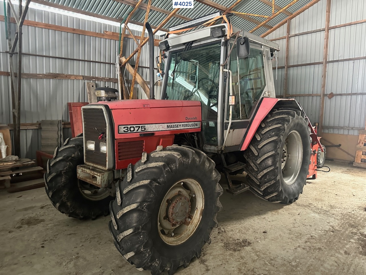 1994 Massey Ferguson 3075 4x4 tractor. WATCH VIDEO. - טרקטור חקלאי: תמונה 1 1994 Massey Ferguson 3075 4x4 tractor. WATCH VIDEO. - טרקטור חקלאי: תמונה 1