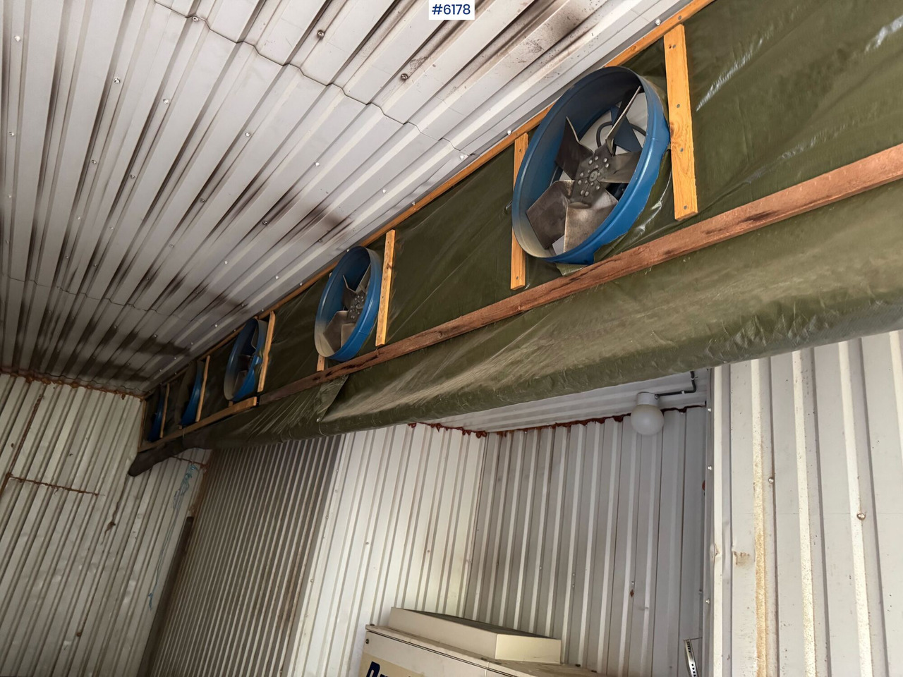 1997 Dryfinn 15 drying unit with circulation fans and trolley - ציוד בקרת אקלים תעשייתי: תמונה 5 1997 Dryfinn 15 drying unit with circulation fans and trolley - ציוד בקרת אקלים תעשייתי: תמונה 5