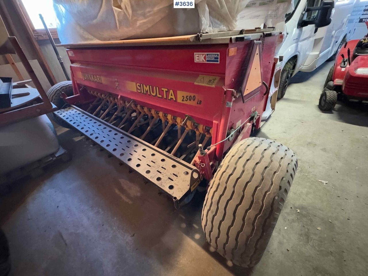 1997 Junkkari Simulta 2500 seed drill - מקדחת זרעים: תמונה 1 1997 Junkkari Simulta 2500 seed drill - מקדחת זרעים: תמונה 1