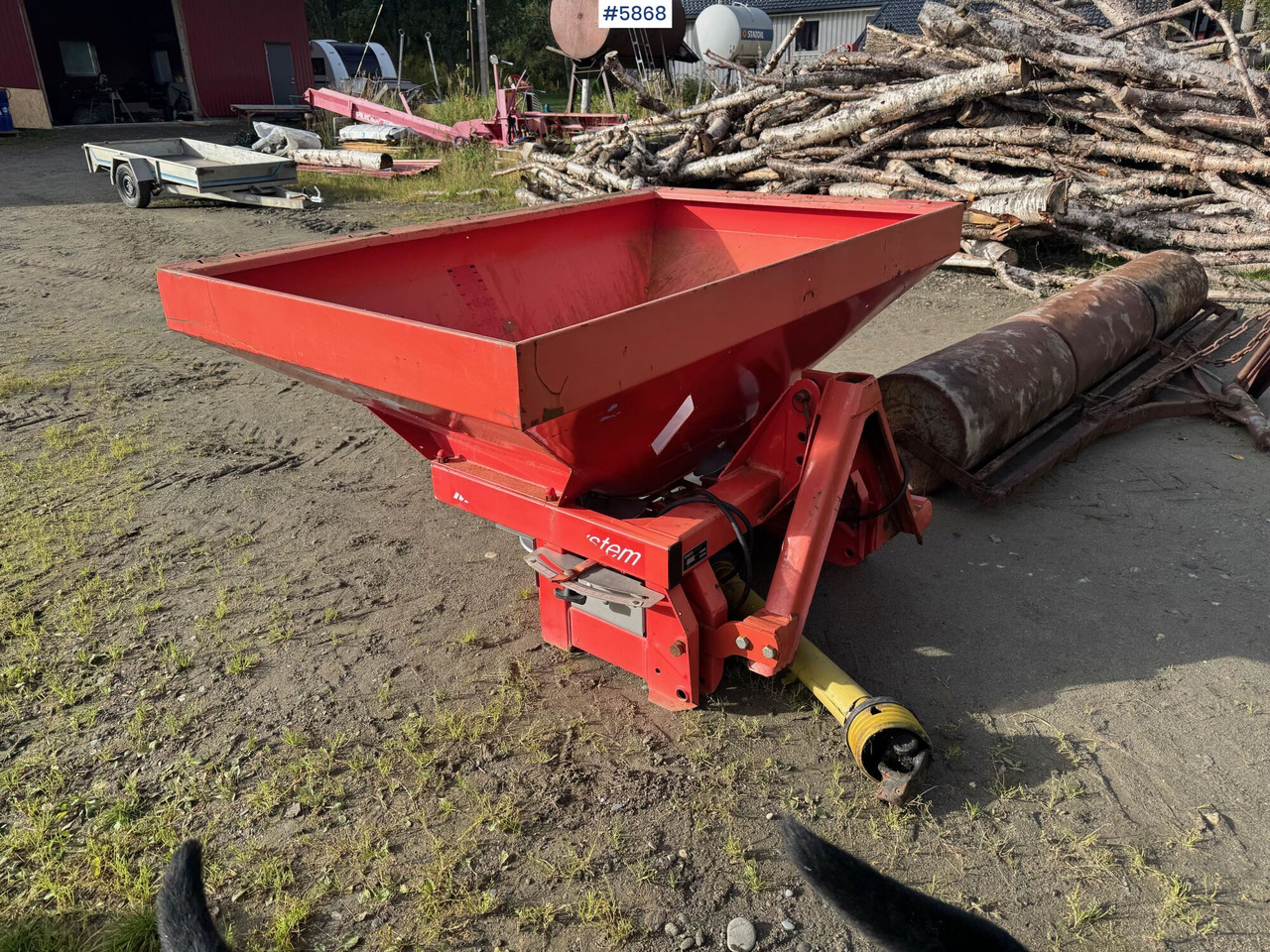 1997 Rauch MDS 921 Fertilizer spreader, partial repair project - מפזרת דשן: תמונה 4 1997 Rauch MDS 921 Fertilizer spreader, partial repair project - מפזרת דשן: תמונה 4