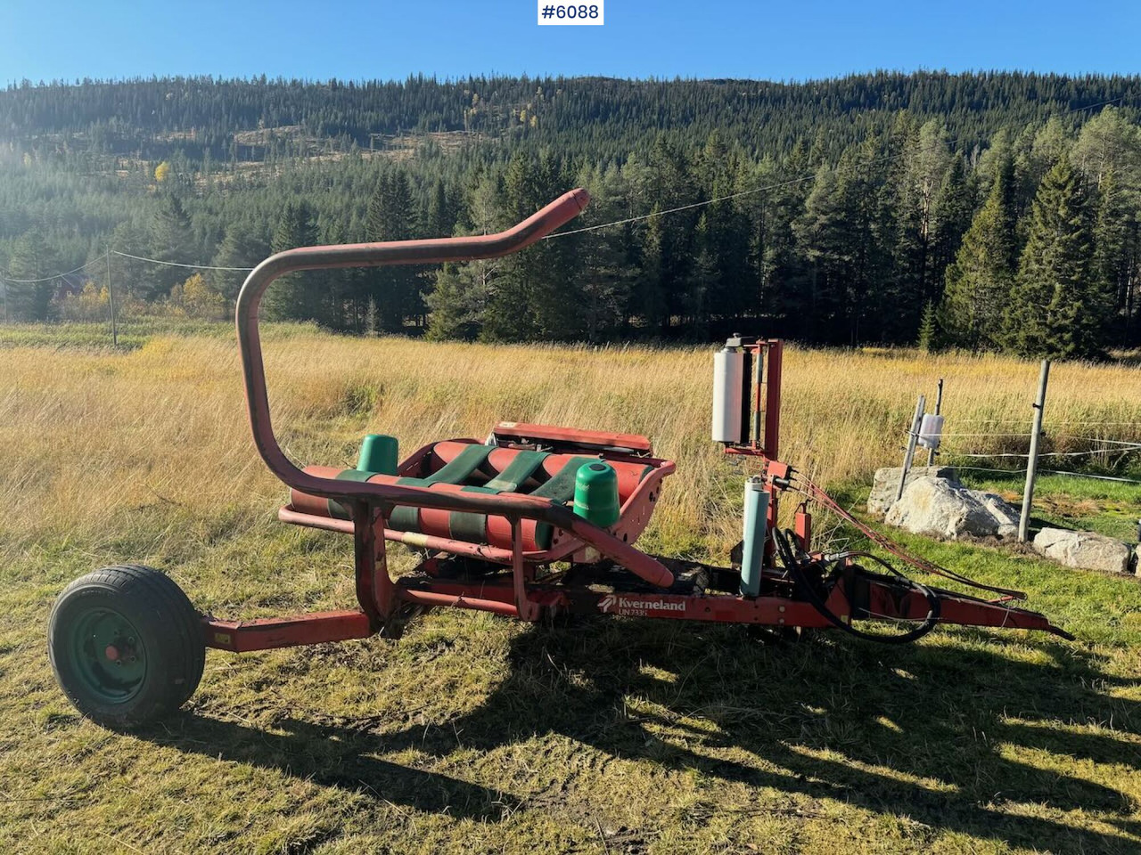 1998 Kverneland 7335 Round bale wrapper - ציוד חציר ומספוא: תמונה 3 1998 Kverneland 7335 Round bale wrapper - ציוד חציר ומספוא: תמונה 3