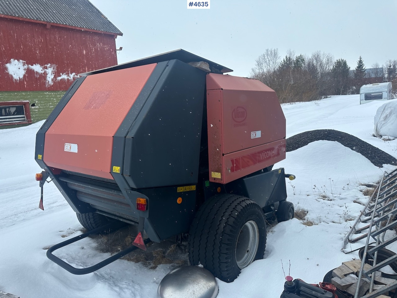 1998 Vicon RF 130 Round baler. - ציוד חציר ומספוא: תמונה 3 1998 Vicon RF 130 Round baler. - ציוד חציר ומספוא: תמונה 3