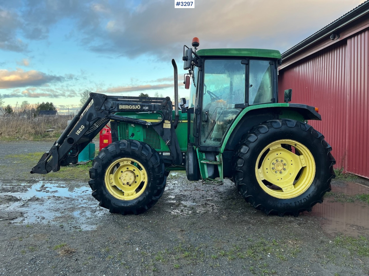 1999 John Deere 6210 SE with Front Loader - טרקטור חקלאי: תמונה 2 1999 John Deere 6210 SE with Front Loader - טרקטור חקלאי: תמונה 2