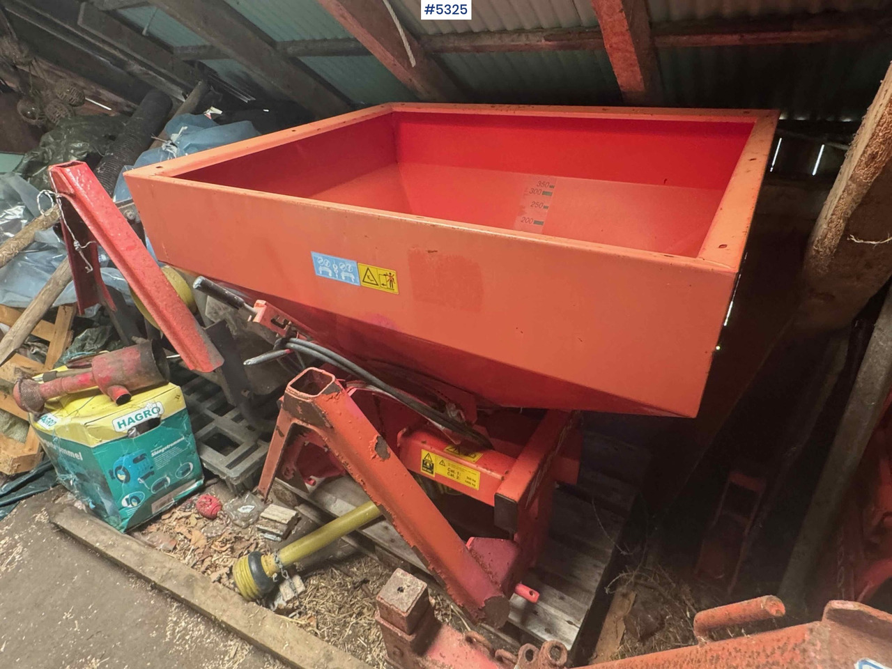 1999 Rauch MDS 81 fertilizer spreader - מפזרת דשן: תמונה 5 1999 Rauch MDS 81 fertilizer spreader - מפזרת דשן: תמונה 5