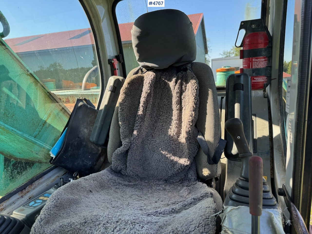 2000 Kobelco SK 200 SR - מחפר: תמונה 5 2000 Kobelco SK 200 SR - מחפר: תמונה 5
