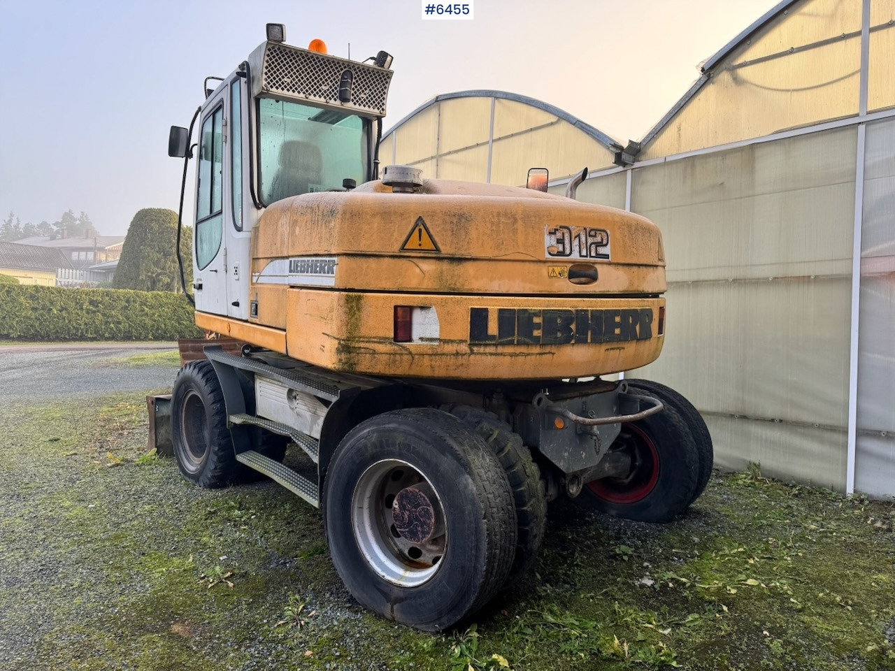 2003 Liebherr 312 Wheeled excavator w/ Rototilt and 2 buckets. - מחפר: תמונה 5 2003 Liebherr 312 Wheeled excavator w/ Rototilt and 2 buckets. - מחפר: תמונה 5