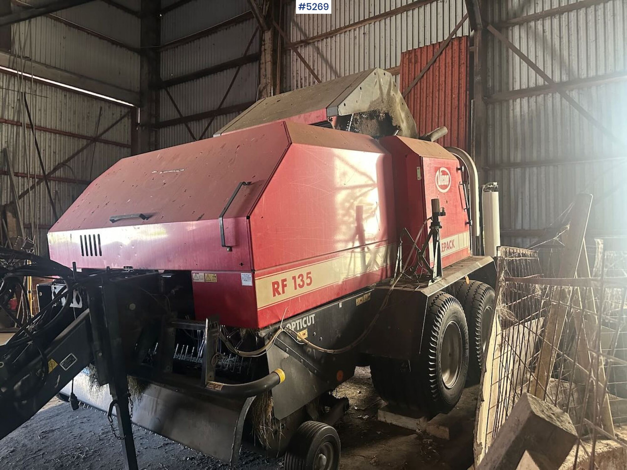 2003 Vicon RF 135 opticut round baler. - ציוד חציר ומספוא: תמונה 5 2003 Vicon RF 135 opticut round baler. - ציוד חציר ומספוא: תמונה 5