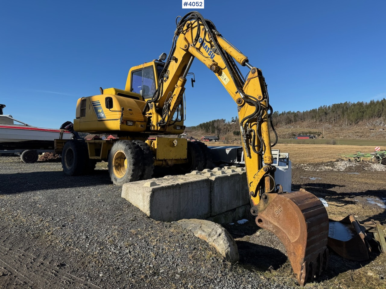 2004 Komatsu PW 110R - מחפר: תמונה 1 2004 Komatsu PW 110R - מחפר: תמונה 1