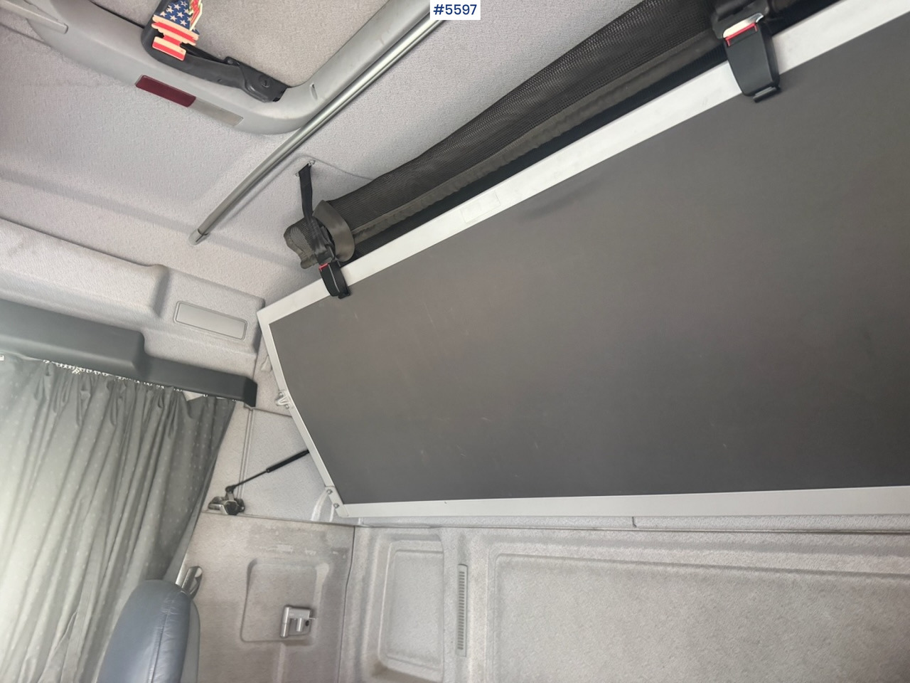 משאית הרמת וו 2004 MAN TGA 26.480 6x2 Hook Lift Truck: תמונה 16