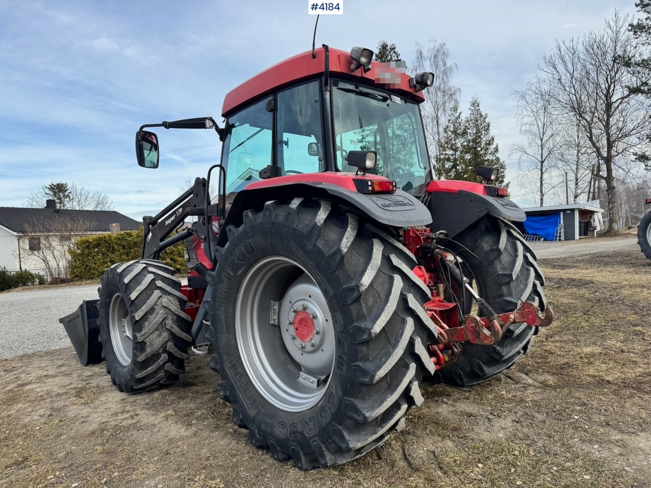 2004 McCormick MC115 4x4 w/ Front Loader and Bucket. - טרקטור חקלאי: תמונה 4 2004 McCormick MC115 4x4 w/ Front Loader and Bucket. - טרקטור חקלאי: תמונה 4