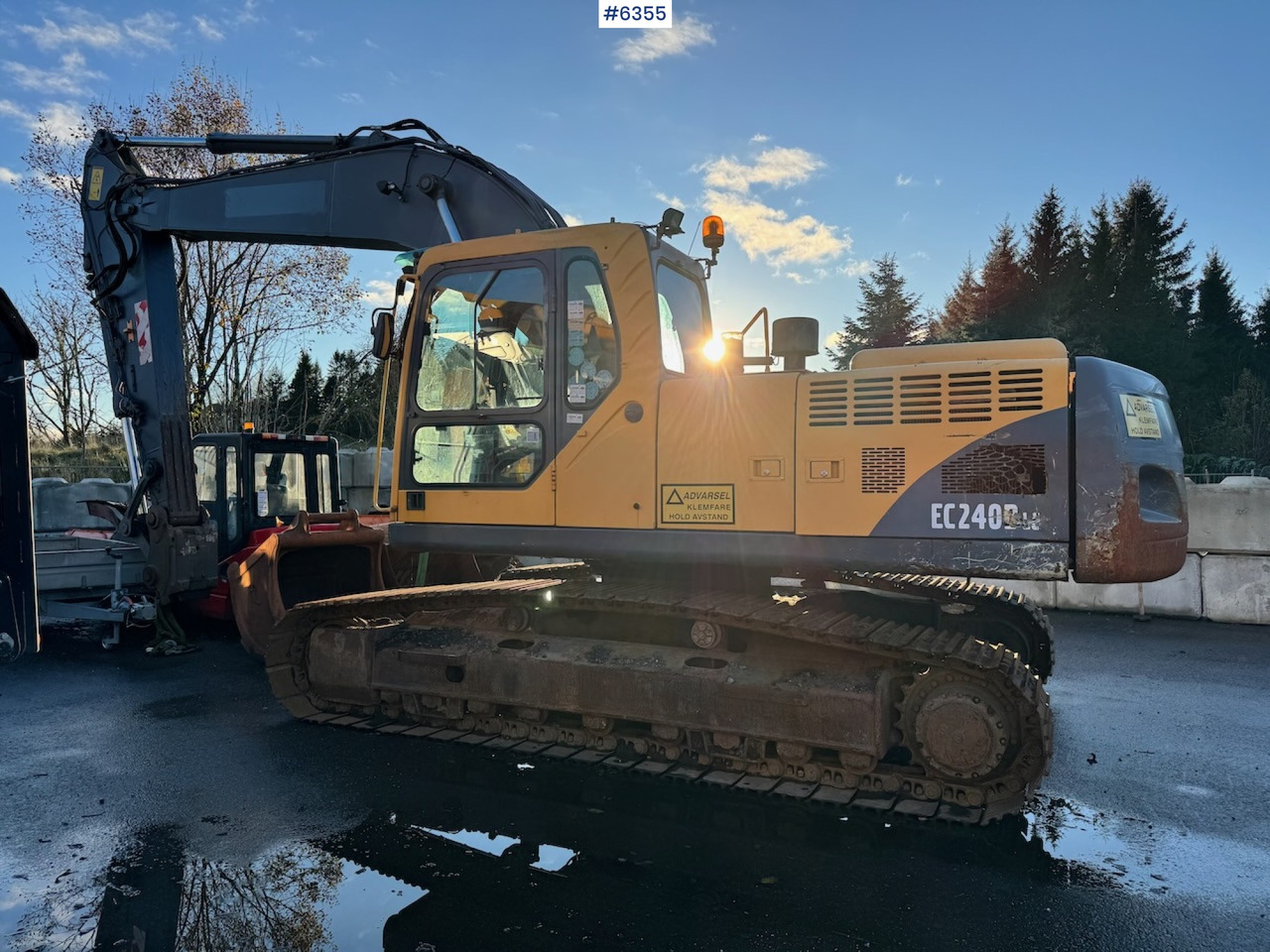 2007 Volvo EC 240 B NLC m/ 3 skuffer. - מחפר: תמונה 1 2007 Volvo EC 240 B NLC m/ 3 skuffer. - מחפר: תמונה 1