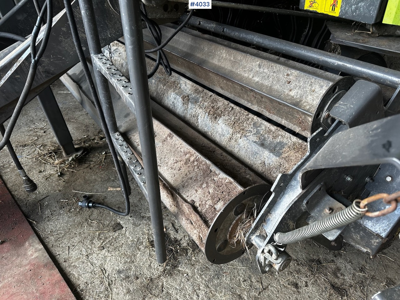 ציוד חציר ומספוא 2008 Claas rollant 355 uniwrap round baler press: תמונה 18