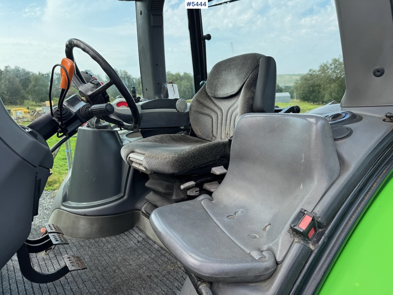 טרקטור חקלאי 2008 Deutz Fahr Agrotron 150.7 w/ front loader.: תמונה 12