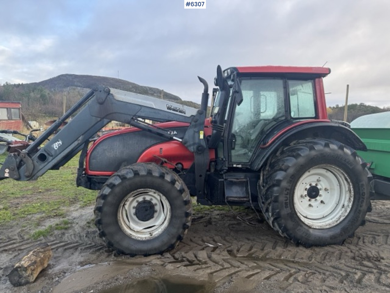 2008 Valtra T190 with front loader and 3rd function. SEE VIDEO! - טרקטור חקלאי: תמונה 4 2008 Valtra T190 with front loader and 3rd function. SEE VIDEO! - טרקטור חקלאי: תמונה 4