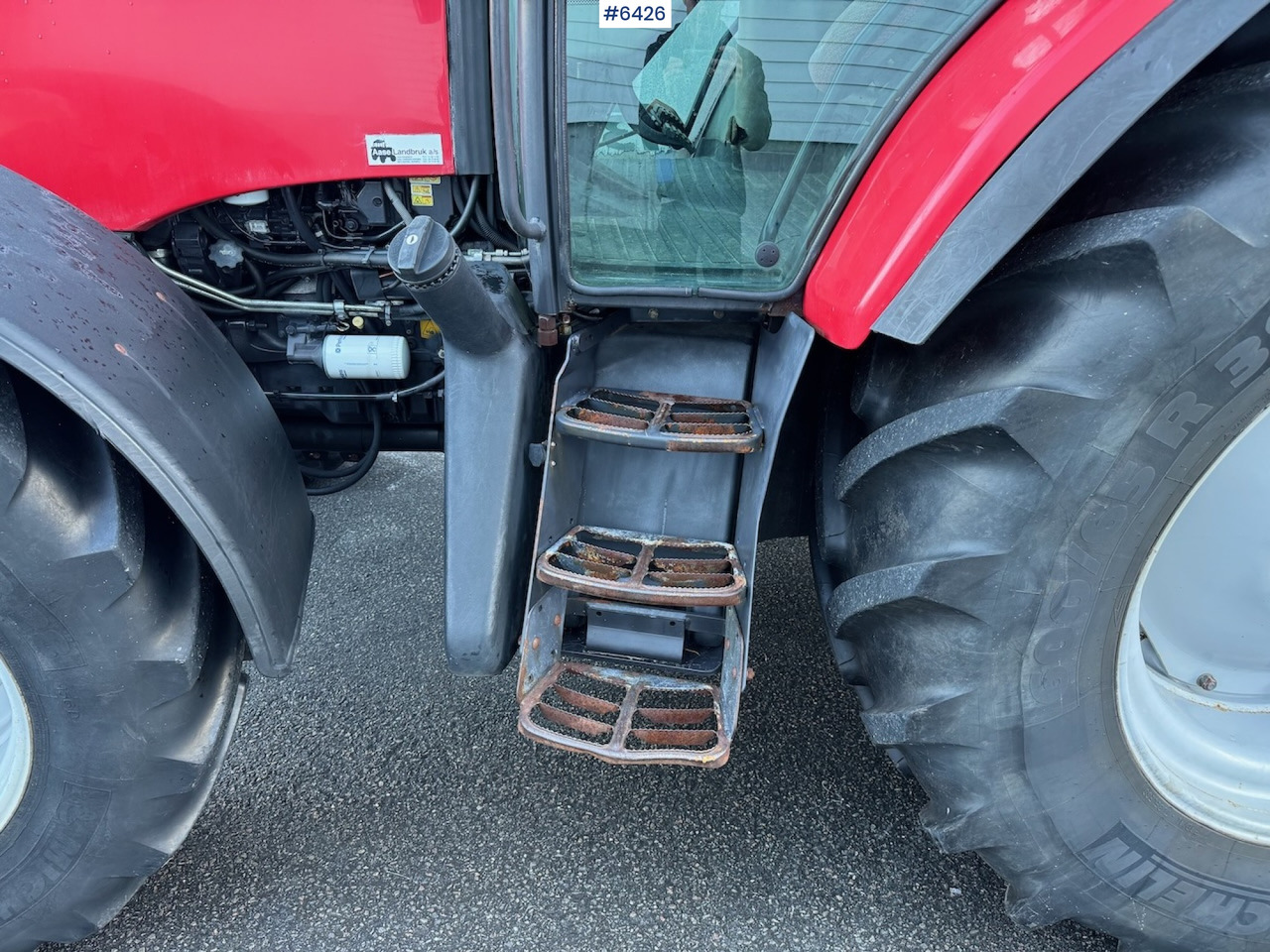 טרקטור חקלאי 2010 McCormick MC130 Low hours!: תמונה 13