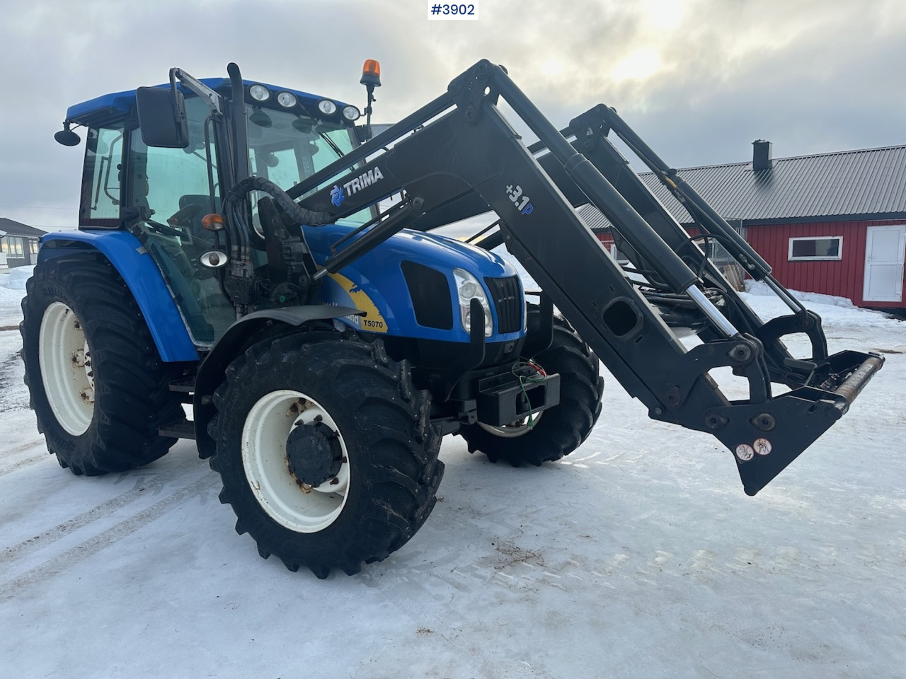 2011 New Holland T5070 4x4 m/ frontlaster - טרקטור חקלאי: תמונה 2 2011 New Holland T5070 4x4 m/ frontlaster - טרקטור חקלאי: תמונה 2