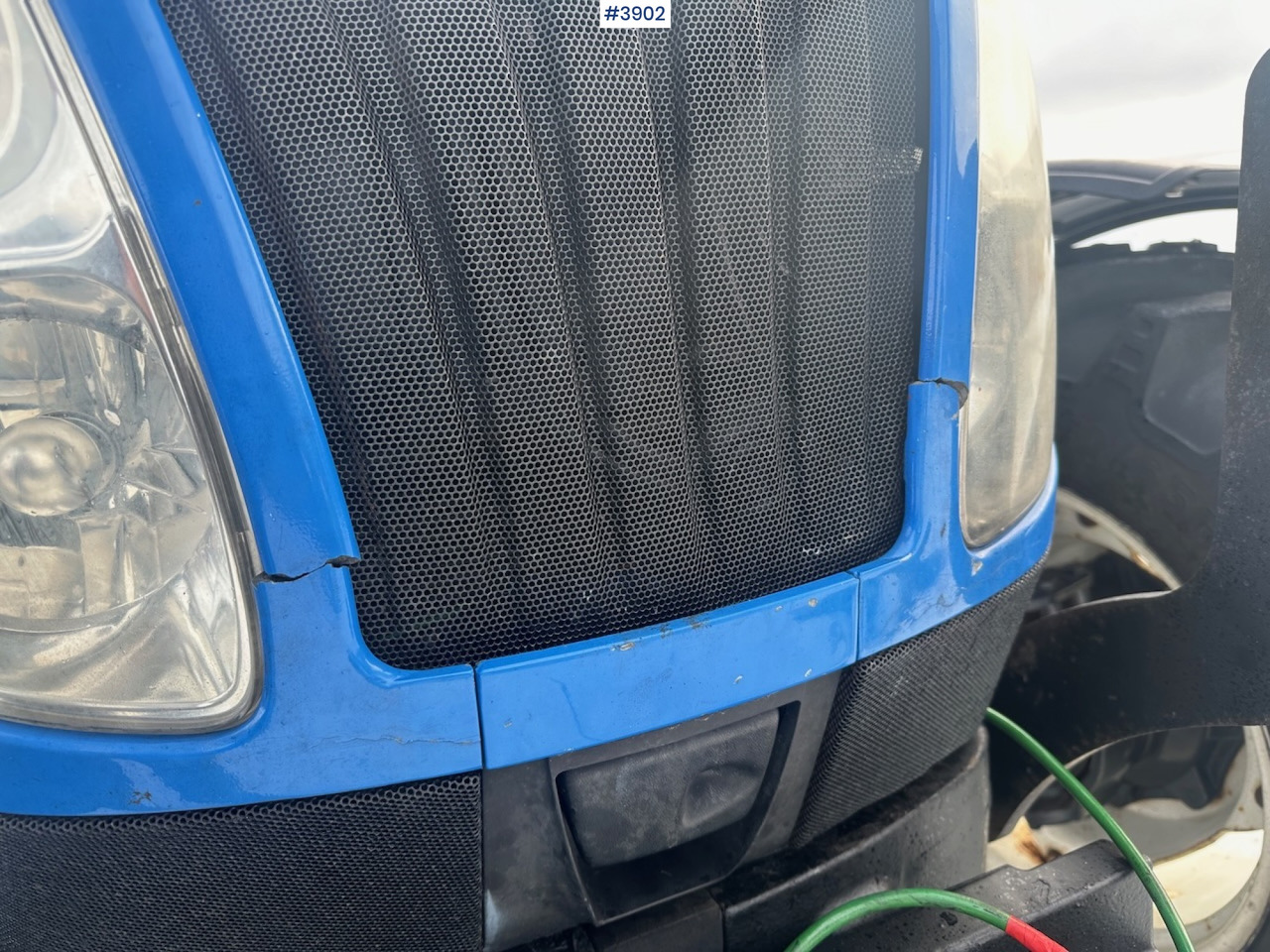 טרקטור חקלאי 2011 New Holland T5070 4x4 m/ frontlaster: תמונה 13