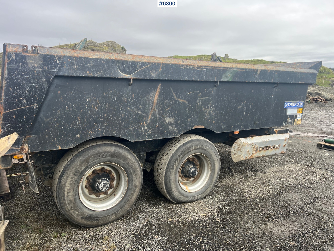 2012 Chieftain 20 ton 2 axle dump trailer - מסיר פסולת/ קרון נגרר חקלאי: תמונה 4 2012 Chieftain 20 ton 2 axle dump trailer - מסיר פסולת/ קרון נגרר חקלאי: תמונה 4