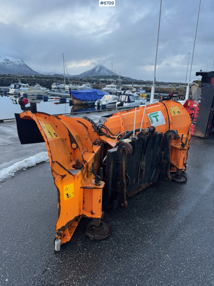 2013 Tellefsdal V90 V-Plog - כלי רכב עירוני/ מיוחד: תמונה 1 2013 Tellefsdal V90 V-Plog - כלי רכב עירוני/ מיוחד: תמונה 1