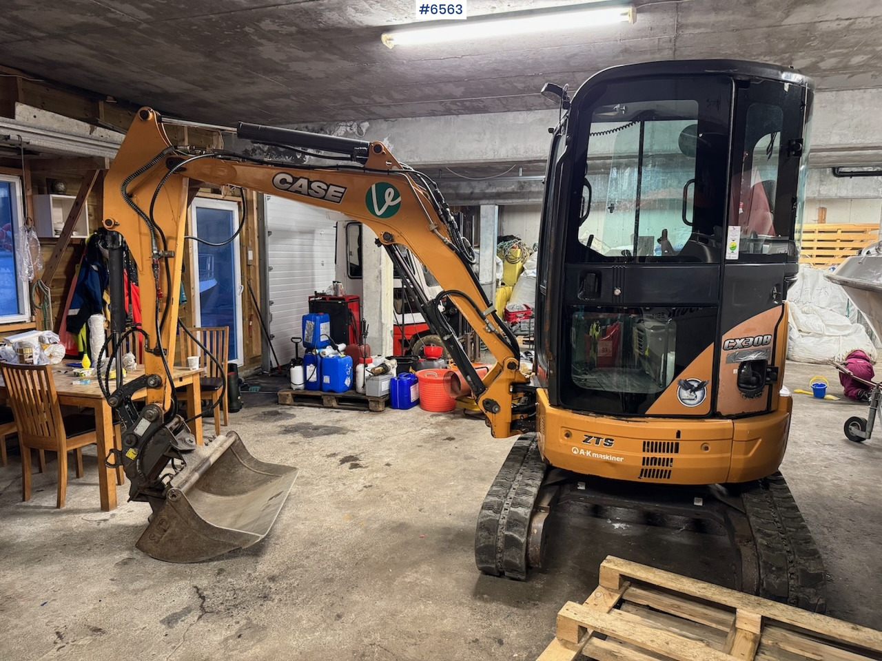 2014 Case CX 30B S2 ZTS w/ 3 buckets, grapple and trailer. - מחפר: תמונה 3 2014 Case CX 30B S2 ZTS w/ 3 buckets, grapple and trailer. - מחפר: תמונה 3