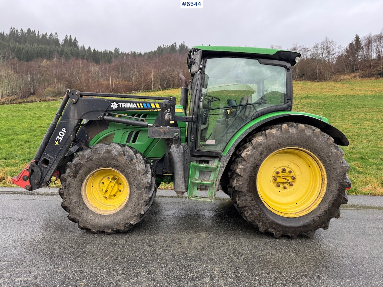 2014 John Deere 6125R w/ front loader. Few hours! - טרקטור חקלאי: תמונה 1 2014 John Deere 6125R w/ front loader. Few hours! - טרקטור חקלאי: תמונה 1