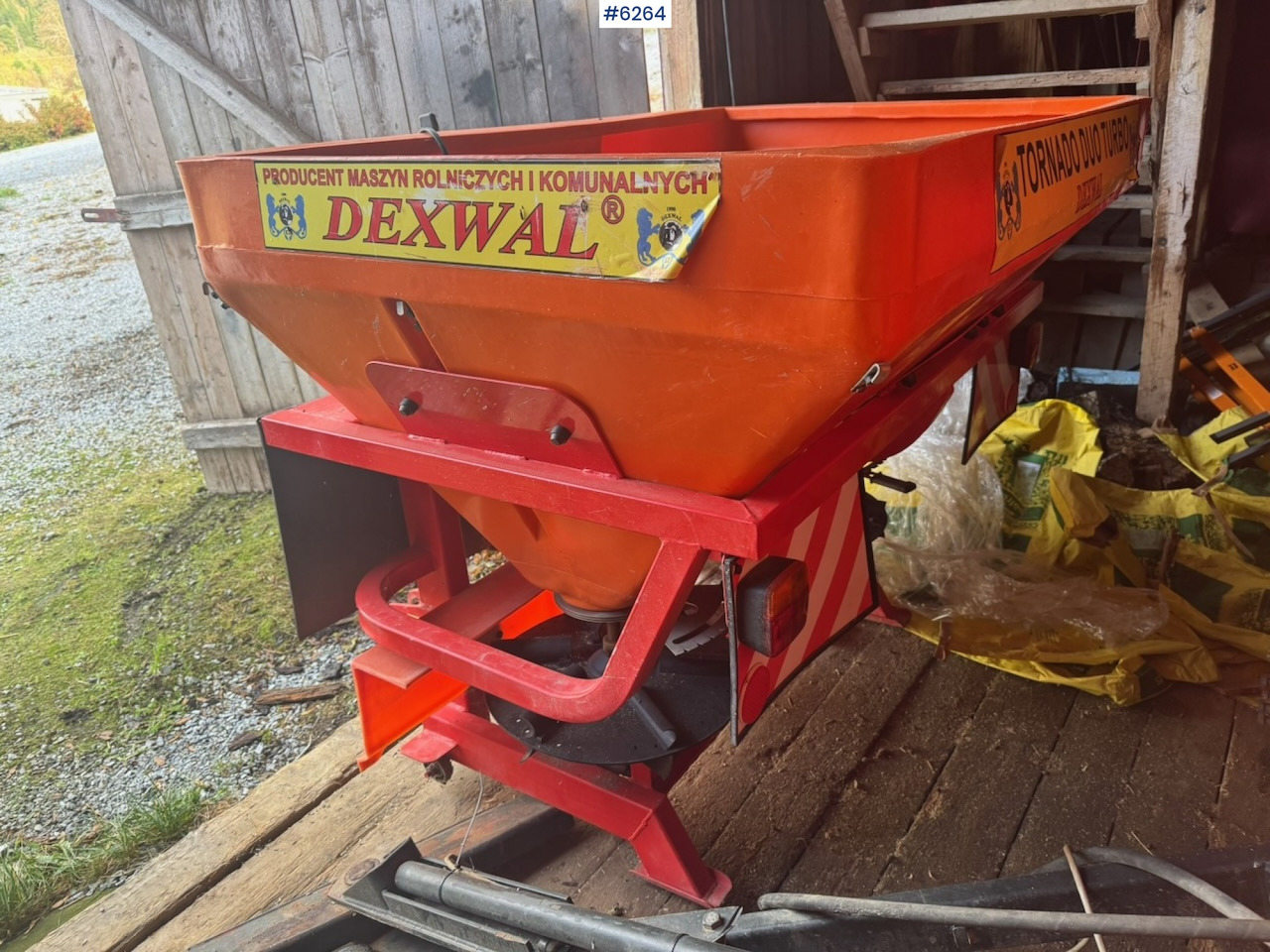 2015 Dexwal Tornado fertilizer spreader - מפזרת דשן: תמונה 3 2015 Dexwal Tornado fertilizer spreader - מפזרת דשן: תמונה 3