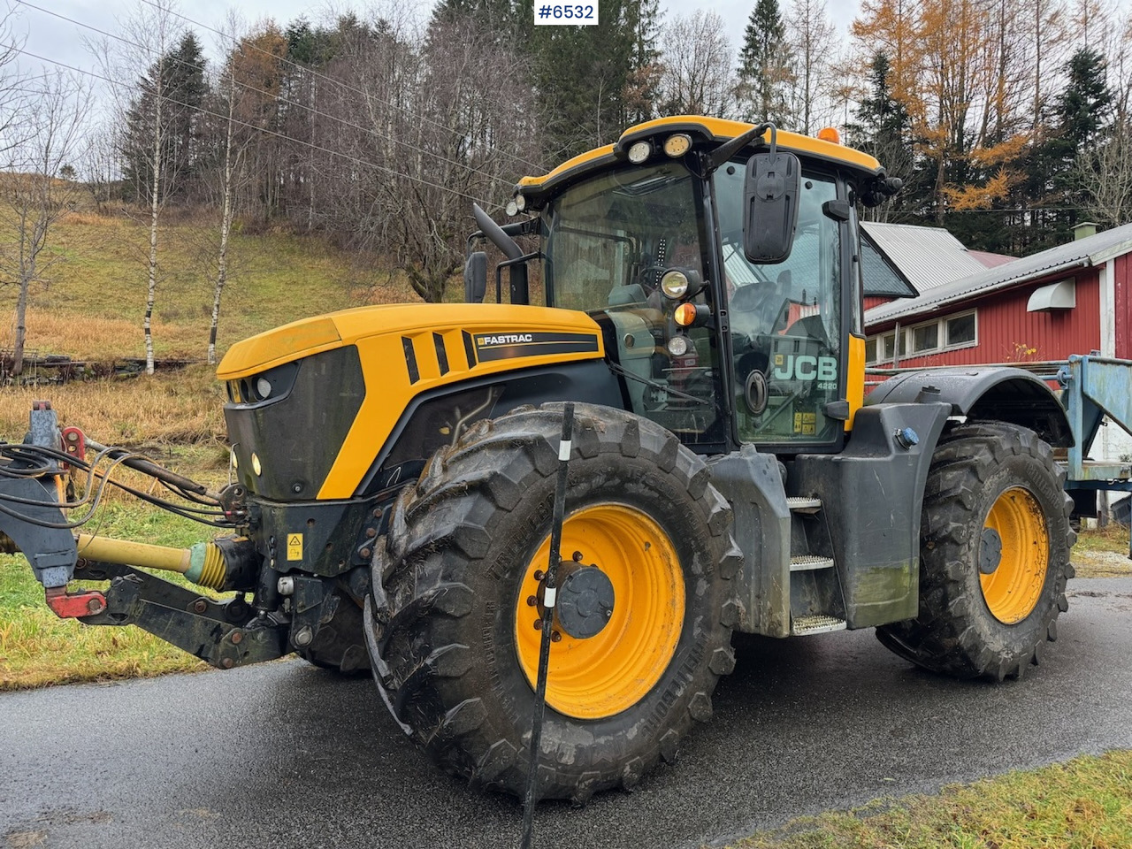 2015 JCB Fastrack 4220 w/ front hydraulics, front PTO and plow plate. Low hours! - טרקטור חקלאי: תמונה 1 2015 JCB Fastrack 4220 w/ front hydraulics, front PTO and plow plate. Low hours! - טרקטור חקלאי: תמונה 1