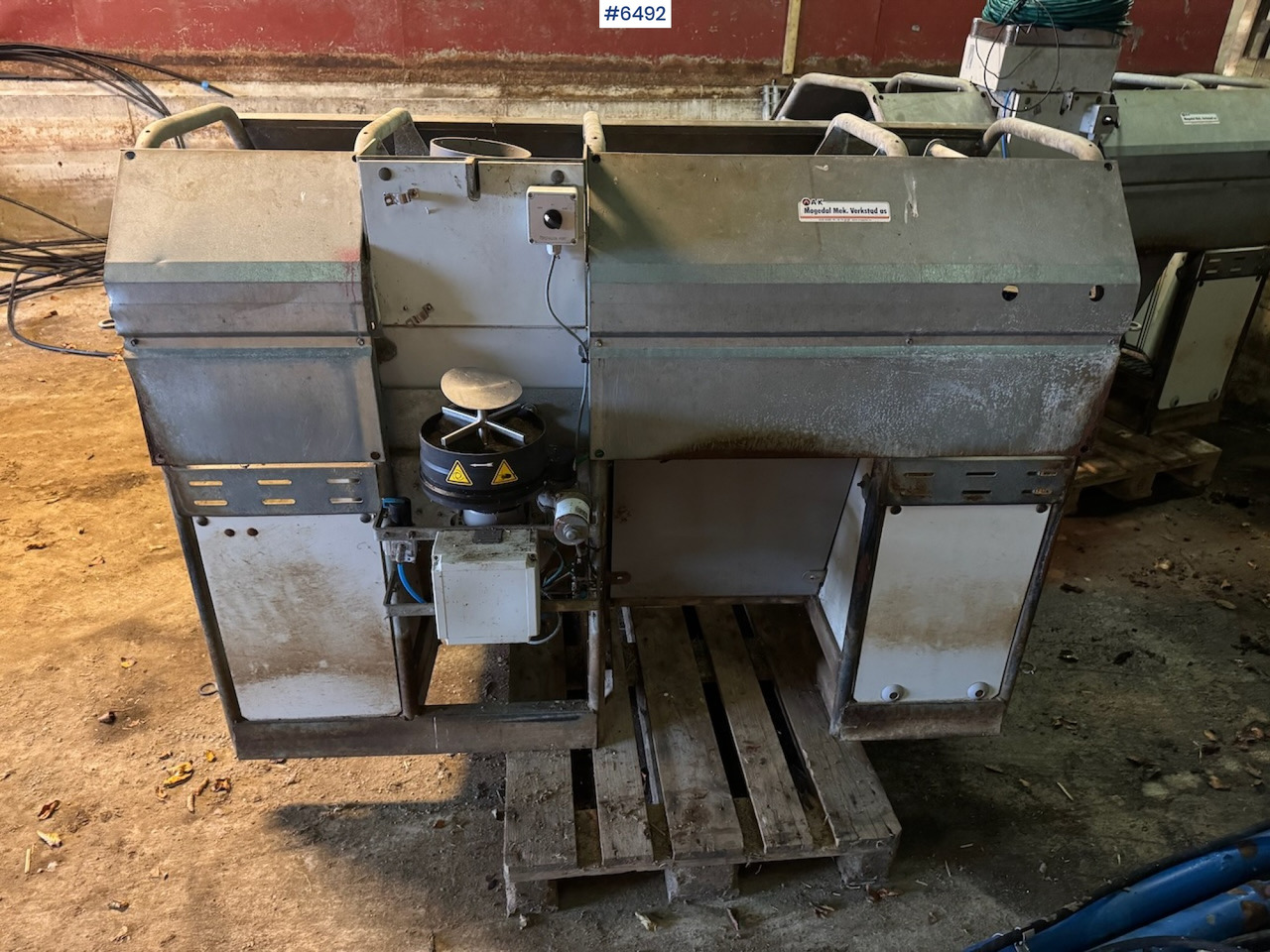 2015 Reime Kraft feeders 2 pcs w/ screw and kraft feeder. - ציוד לבעלי חיים: תמונה 4 2015 Reime Kraft feeders 2 pcs w/ screw and kraft feeder. - ציוד לבעלי חיים: תמונה 4