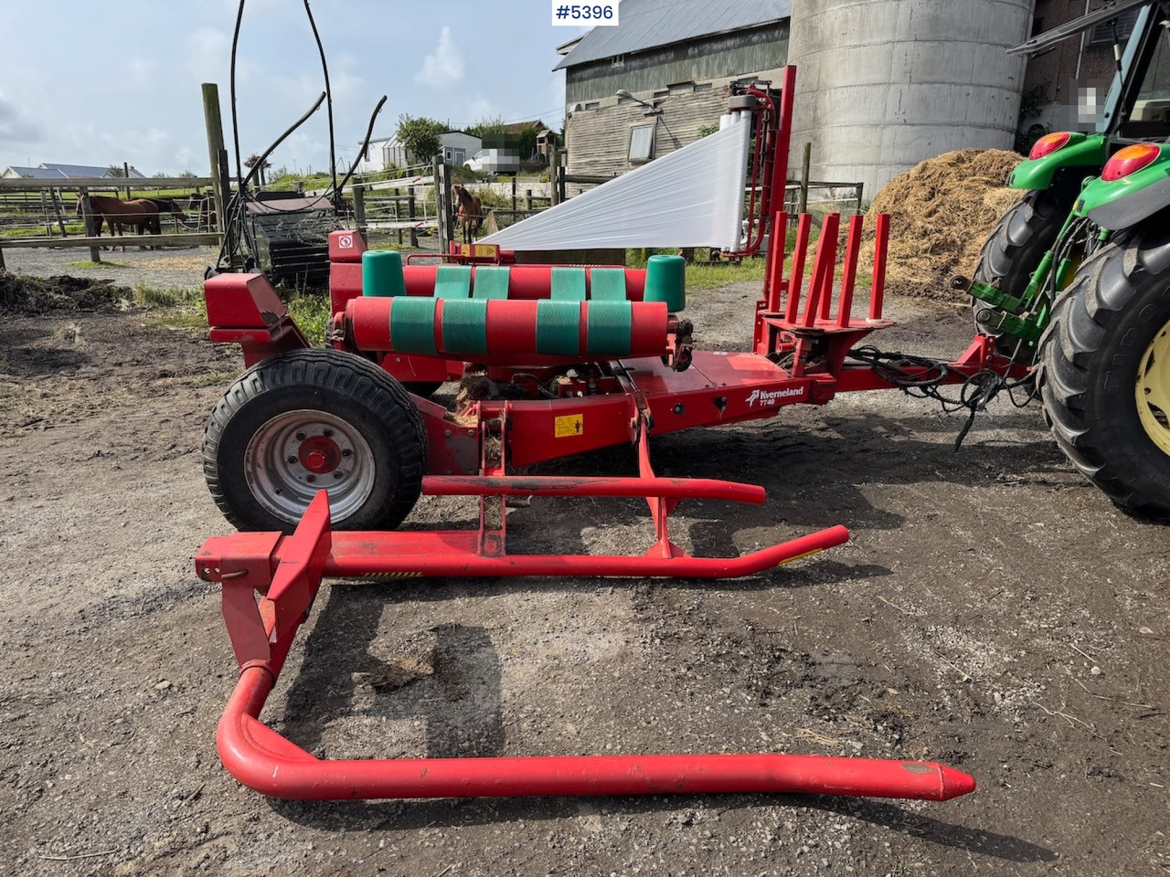 2016 Kverneland 7740 J round bale wrapper - ציוד חציר ומספוא: תמונה 2 2016 Kverneland 7740 J round bale wrapper - ציוד חציר ומספוא: תמונה 2