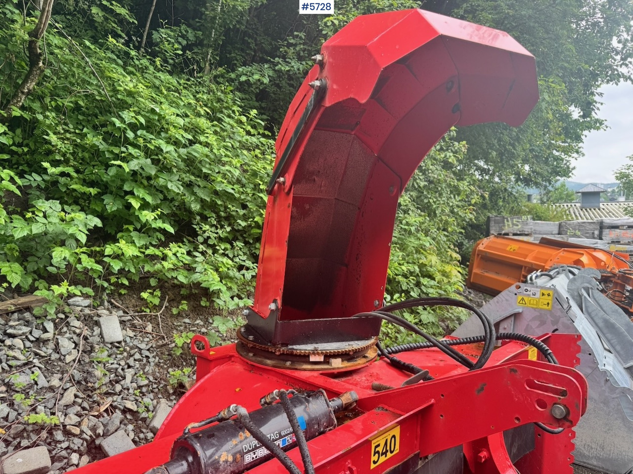 2022 Globus GTF 250-19 Snowblower - כלי רכב עירוני/ מיוחד: תמונה 5 2022 Globus GTF 250-19 Snowblower - כלי רכב עירוני/ מיוחד: תמונה 5