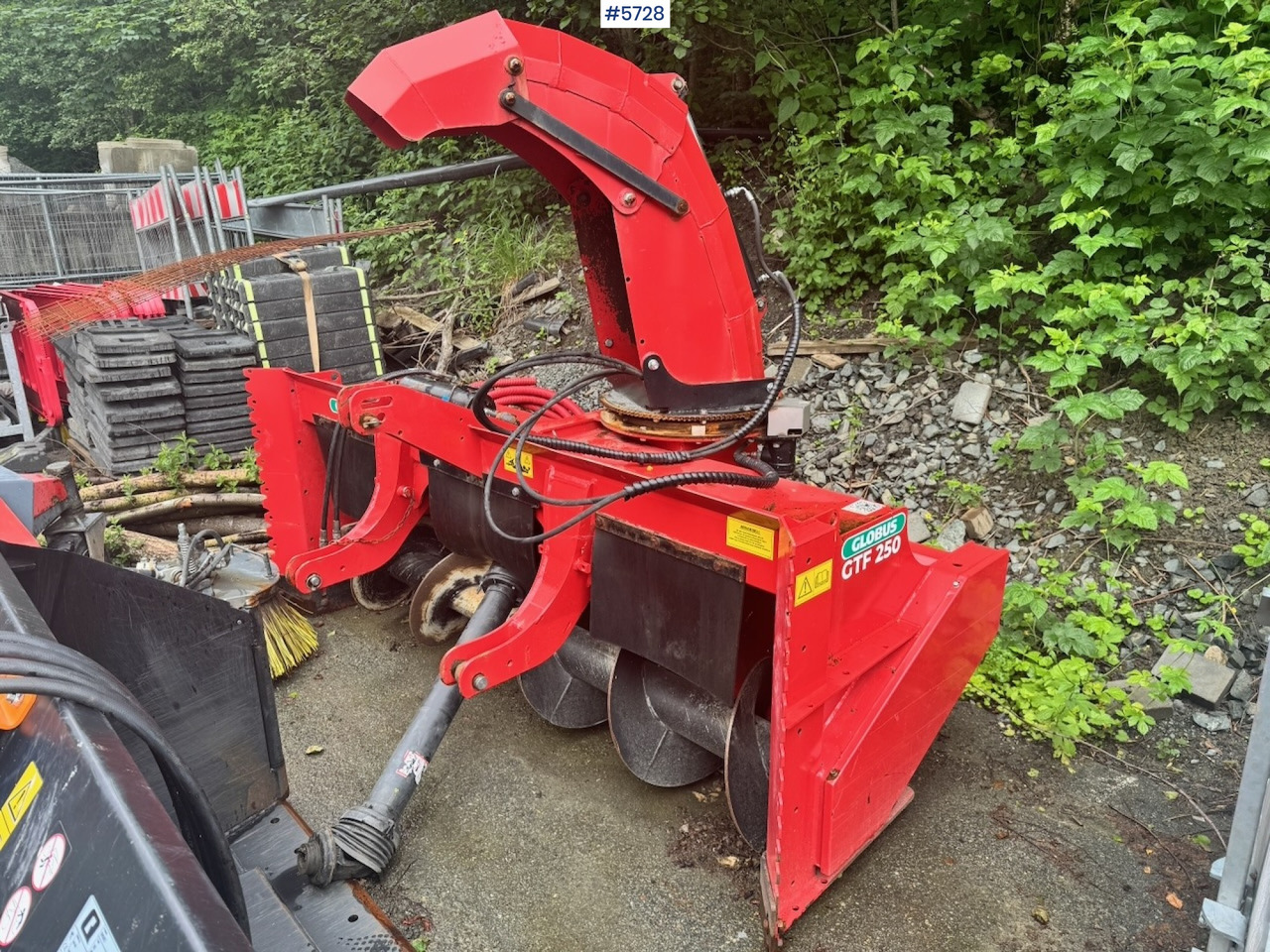 2022 Globus GTF 250-19 Snowblower - כלי רכב עירוני/ מיוחד: תמונה 1 2022 Globus GTF 250-19 Snowblower - כלי רכב עירוני/ מיוחד: תמונה 1