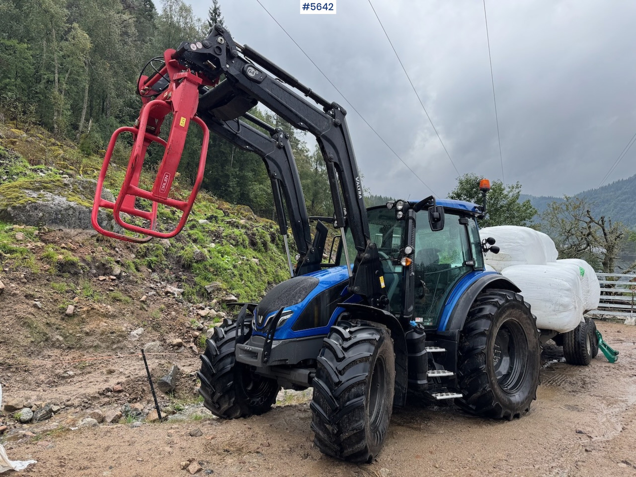 2022 Valtra G105 with front loader and 2 sets of tires - טרקטור חקלאי: תמונה 1 2022 Valtra G105 with front loader and 2 sets of tires - טרקטור חקלאי: תמונה 1