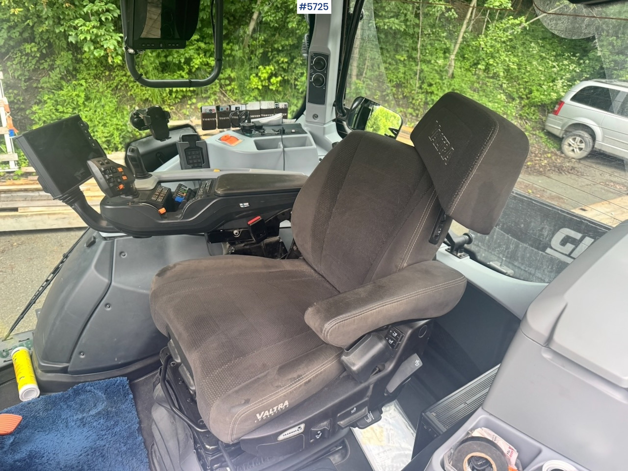 2022 Valtra N175 4x4 w/ Front loader, Hydraulics, Bucket and Pallet forks. Overhauled. - טרקטור חקלאי: תמונה 5 2022 Valtra N175 4x4 w/ Front loader, Hydraulics, Bucket and Pallet forks. Overhauled. - טרקטור חקלאי: תמונה 5