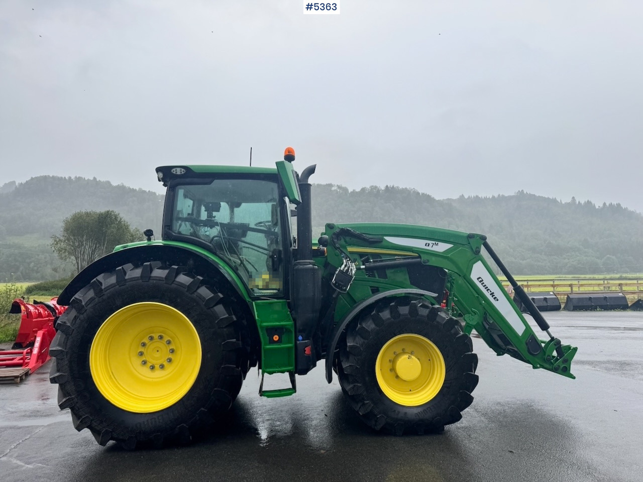 2024 John Deere 6R 215 w/ Front Loader and Front Hydraulics. 520 hours! - טרקטור חקלאי: תמונה 5 2024 John Deere 6R 215 w/ Front Loader and Front Hydraulics. 520 hours! - טרקטור חקלאי: תמונה 5