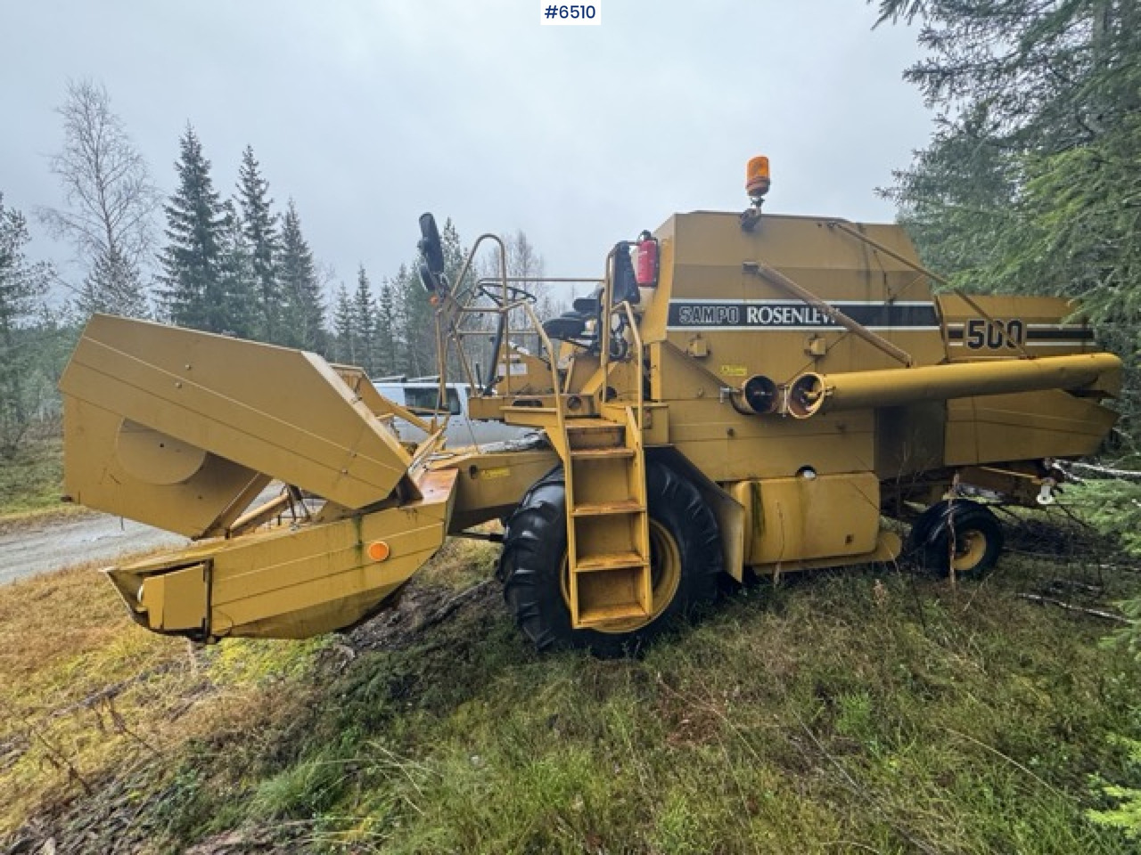 Approx. 1985 Sampo Rosenlew 500 combine harvester - מקצרת קומבינה: תמונה 4 Approx. 1985 Sampo Rosenlew 500 combine harvester - מקצרת קומבינה: תמונה 4