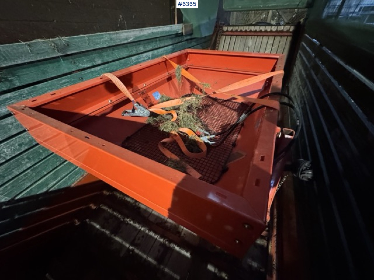 Approx. 1990 Kverneland UN7000 unloading wagon - מפזרת דשן: תמונה 3 Approx. 1990 Kverneland UN7000 unloading wagon - מפזרת דשן: תמונה 3