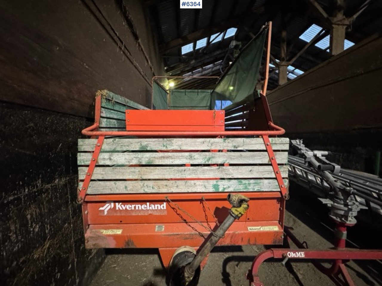 Approx. 1990 Kverneland UN7000 unloading wagon - ציוד חציר ומספוא: תמונה 4 Approx. 1990 Kverneland UN7000 unloading wagon - ציוד חציר ומספוא: תמונה 4