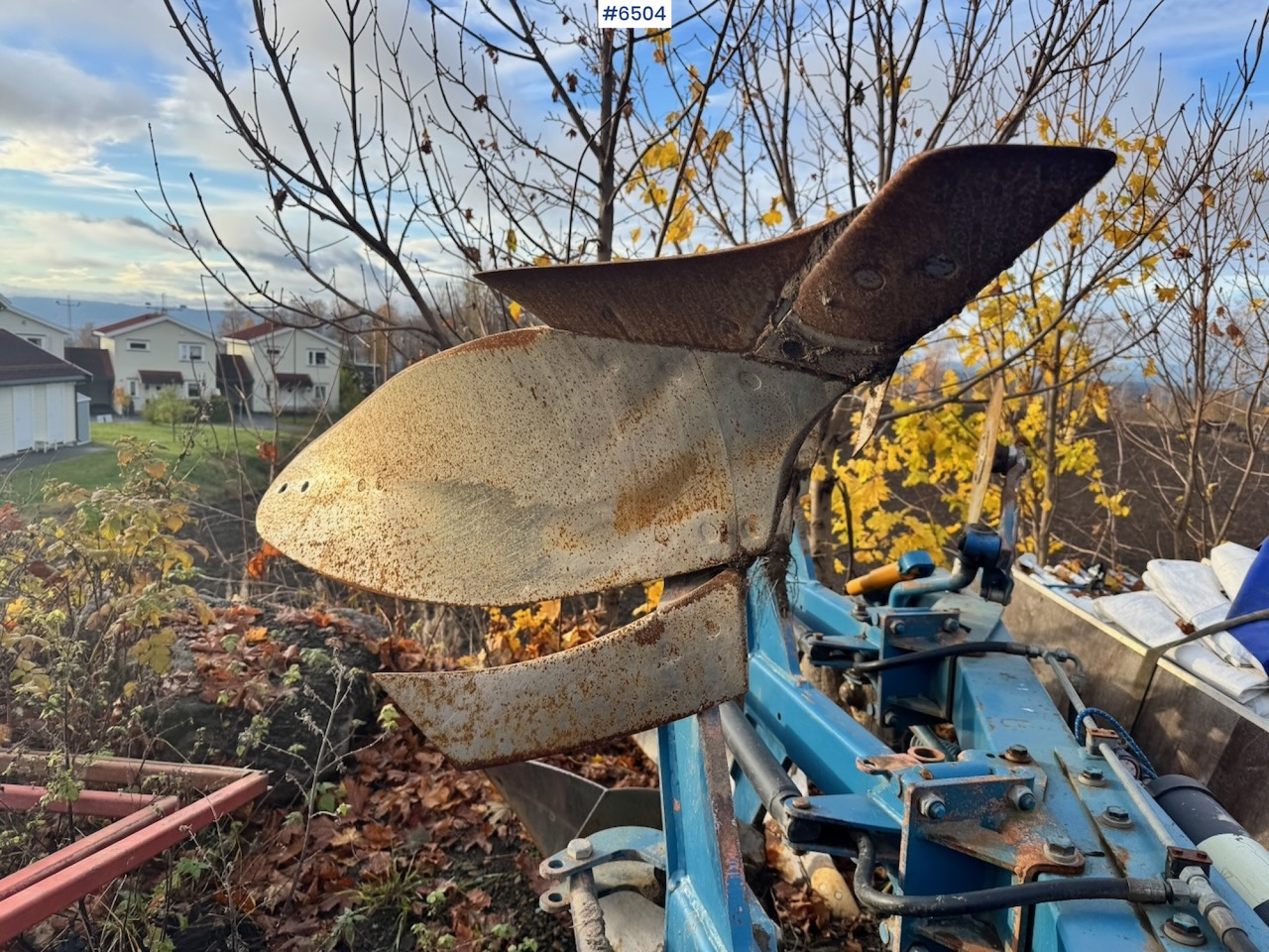 Approx. 1995 Øverum 3-furrow reversible plough - ציוד עיבוד קרקע: תמונה 4 Approx. 1995 Øverum 3-furrow reversible plough - ציוד עיבוד קרקע: תמונה 4