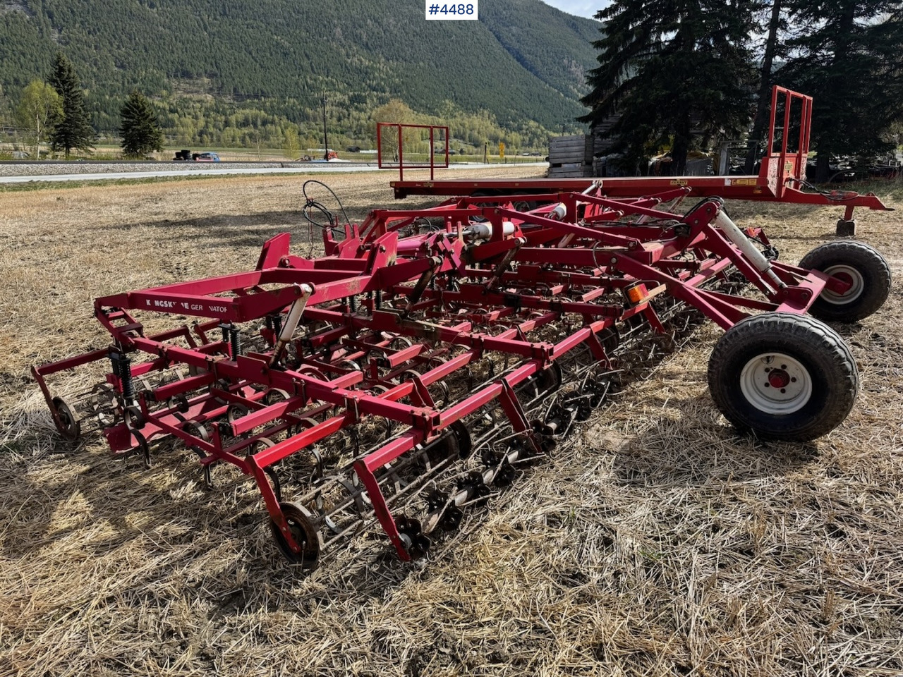 Ca. 2000 Kongskilde Germinator Harrow - ציוד עיבוד קרקע: תמונה 2 Ca. 2000 Kongskilde Germinator Harrow - ציוד עיבוד קרקע: תמונה 2