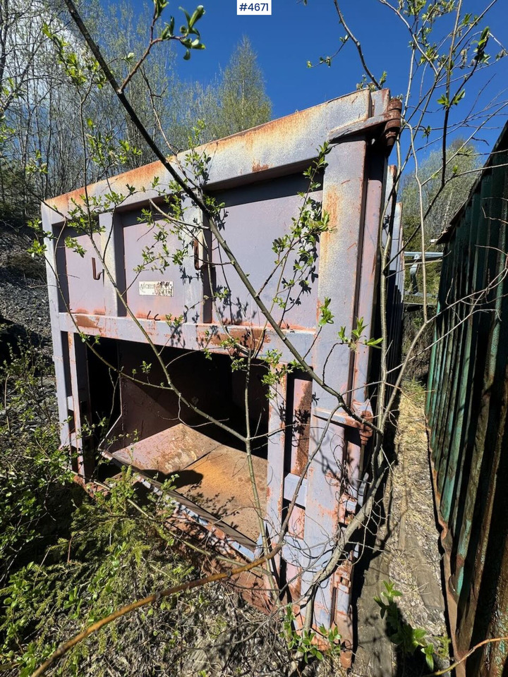 מכולת גלגול Cardboard press: תמונה 1