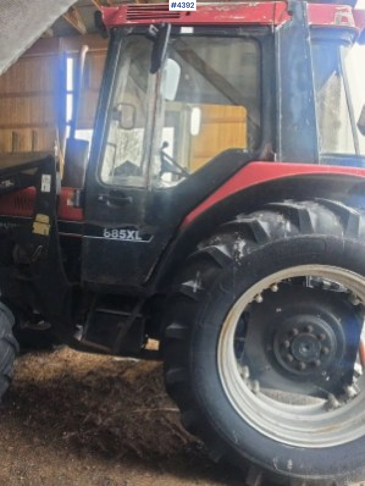 Case International 885XL 4x4 with trima loader - טרקטור חקלאי: תמונה 5 Case International 885XL 4x4 with trima loader - טרקטור חקלאי: תמונה 5