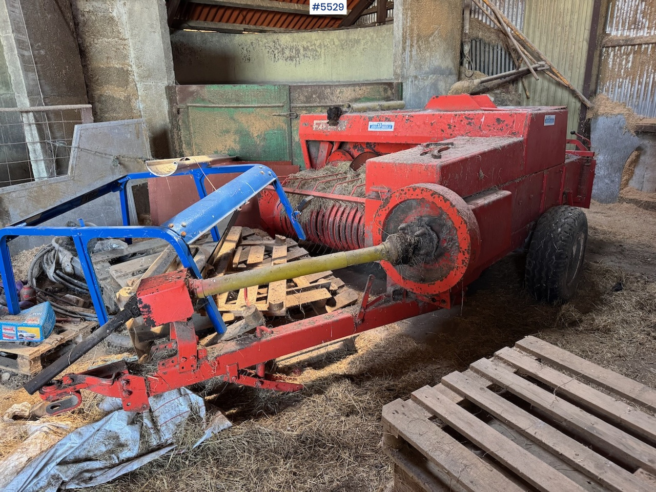 Deutz Fahr Square baler. - ציוד חציר ומספוא: תמונה 1 Deutz Fahr Square baler. - ציוד חציר ומספוא: תמונה 1