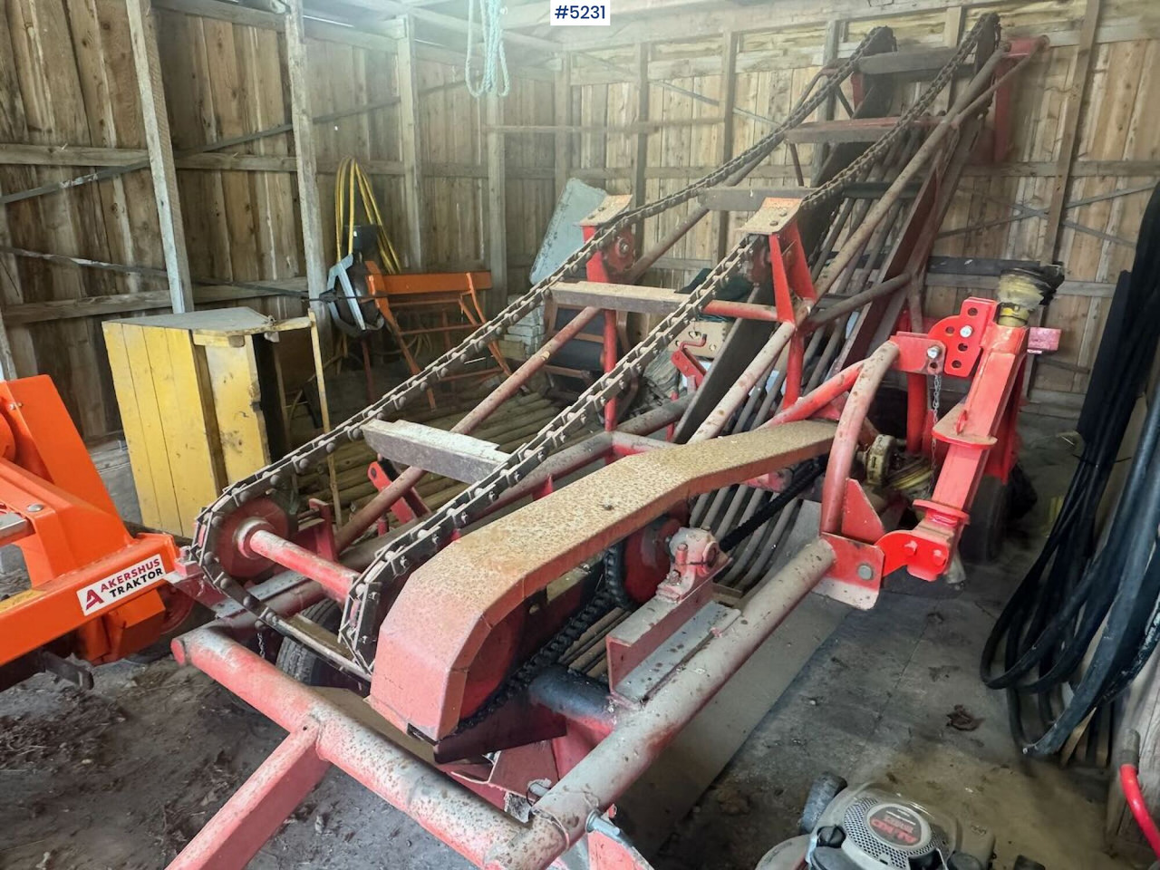 Globus S Stone Picker - ציוד עיבוד קרקע: תמונה 2 Globus S Stone Picker - ציוד עיבוד קרקע: תמונה 2