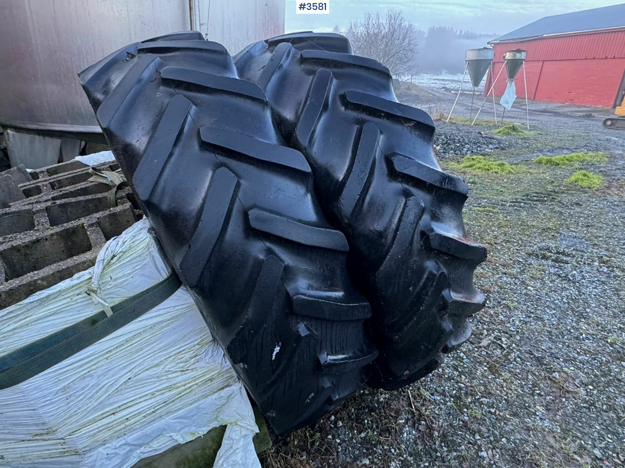 Goodyear wheels - חבילת גלגלים וצמיגים: תמונה 3 Goodyear wheels - חבילת גלגלים וצמיגים: תמונה 3